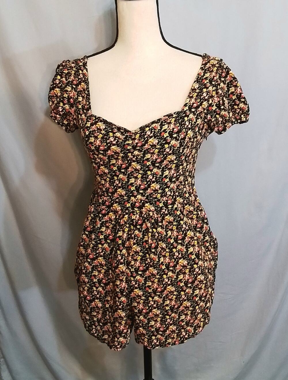 American Eagle  baby doll  style multi color floral romper